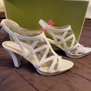 Naturalizer Danya Ankle Strap Heeled  Sandal White  Size 7 1/2-New in Box